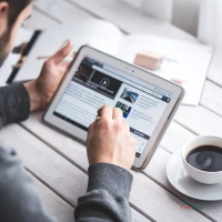 Déontologie médicale et création de site internet médical : ton, hiérarchie de l’information et crédibilité
